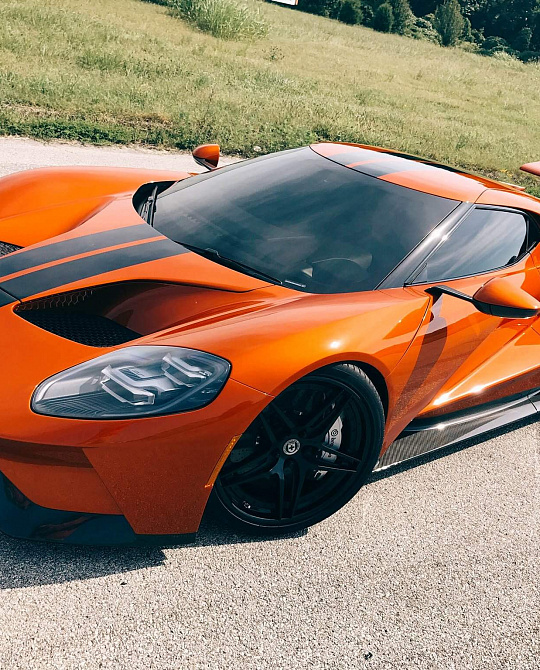 Фото дисков S107 Черный сатин на Ford GT II