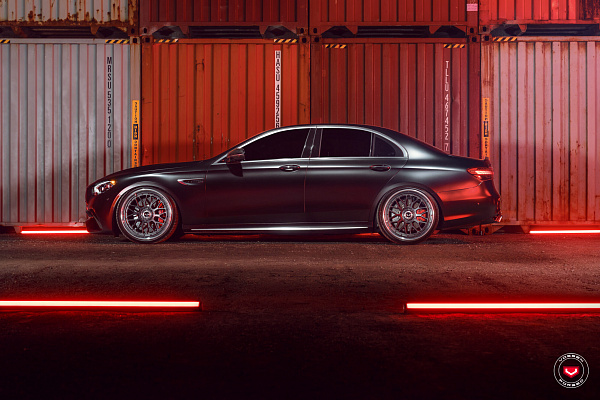 Фото дисков Vossen GEN-03 (3-piece) Черный сатин на Mercedes-Benz E-Class (W213, S213, C238)