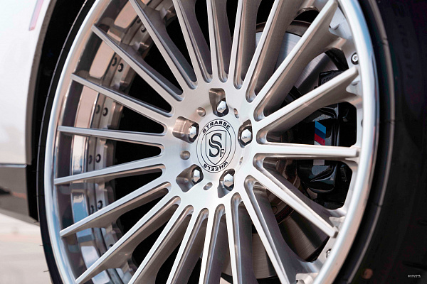 Фото дисков Strasse Wheels SV20 Deep Concave FS Глянцевый лак на BMW 7 (G70)