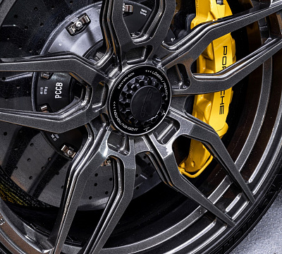 Фото дисков Strasse Wheels SV4 Deep Concave Monoblock на Porsche 911 VII