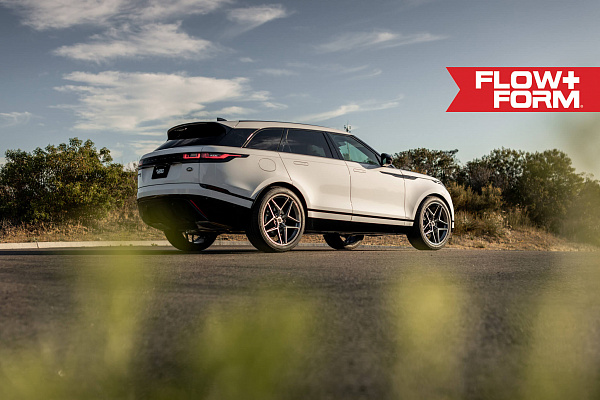 Фото дисков HRE FF11 Серебро на Land Rover Range Rover Velar