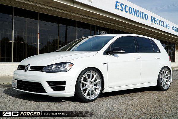 Фото дисков BC Forged HCS04 Глянцевый лак на Volkswagen Golf VII