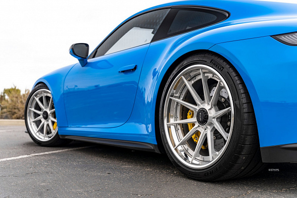 Фото дисков Strasse Wheels SV10 Deep Concave FS Глянцевый лак на Porsche 911 VIII