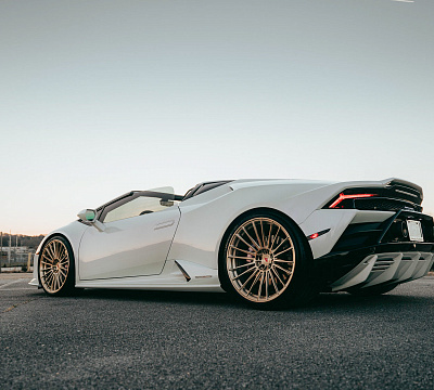 Фото дисков Vossen S17-04 на Lamborghini Huracan