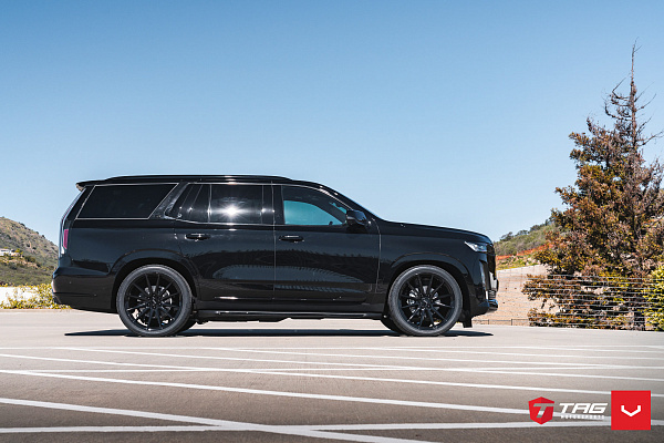 Фото дисков Vossen HF6-1 Черный глянец на Cadillac Escalade V