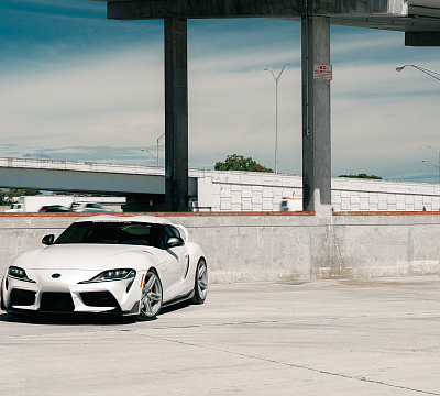 Фото дисков Vossen HF-1 на Toyota Supra A90