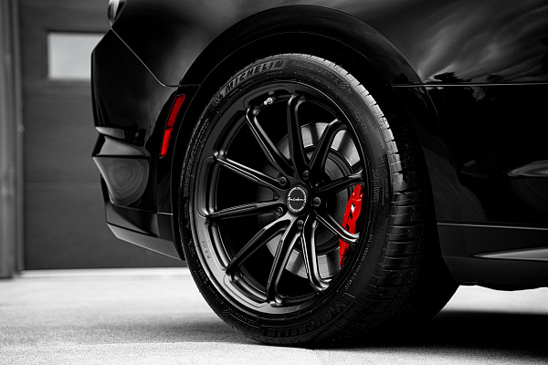 Фото дисков Brixton Forged R11-RS Черный сатин на Chevrolet Camaro VI