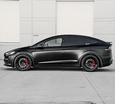 Фото дисков Strasse Wheels SV15 Deep Concave Duoblock на Tesla Model X