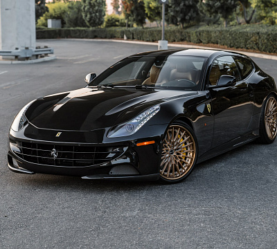 Фото дисков Brixton Forged HS1 на Ferrari FF