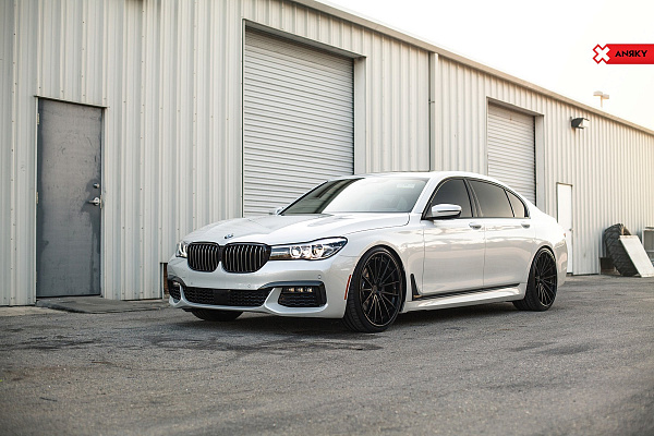 Фото дисков Anrky AN29 Черный сатин на BMW 7 (G11/G12)