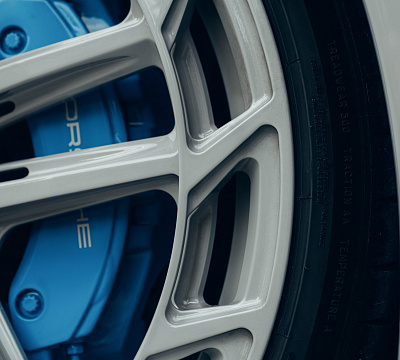 Фото дисков Vossen LC3-03T на Porsche Taycan I
