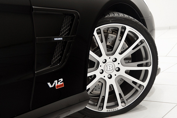 Фото дисков BRABUS Monoblock R (Platinum Edition) Глянцевый графит на Mercedes-Benz SL (R230)