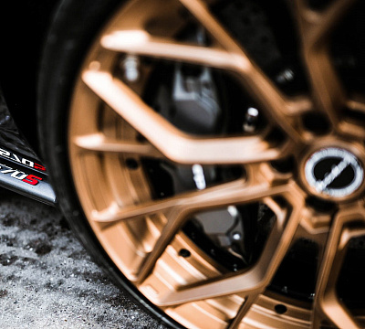 Фото дисков Brixton Forged PF10 на McLaren 570S
