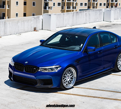 Фото дисков HRE 300 на BMW 5/M5 (G30/F90)