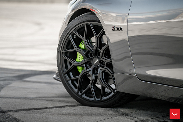 Фото дисков Vossen HF-2 Черный сатин на Infiniti Q50