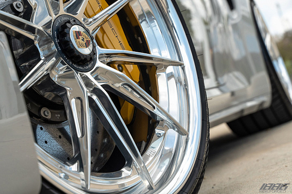 Фото дисков 1886 Wheels G010 Полированный лак на Porsche 911 VIII
