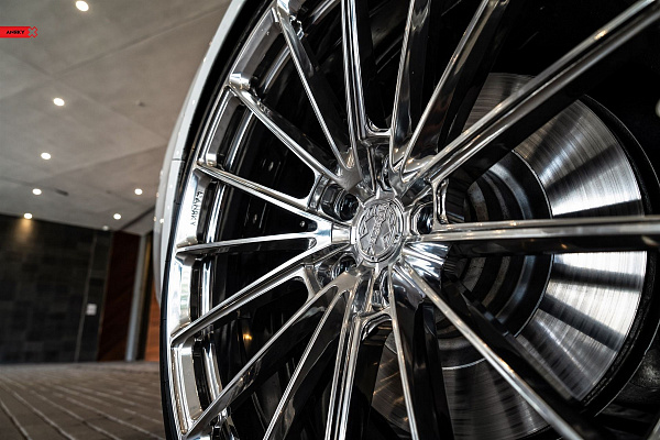 Фото дисков Anrky AN19 Полированный лак на Rolls-Royce Wraith