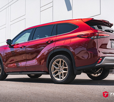 Фото дисков Vossen EVO-4 на Toyota Highlander U70
