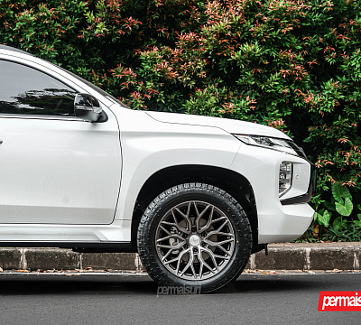 Фото дисков Vossen HF6-3 на Mitsubishi Pajero Sport III