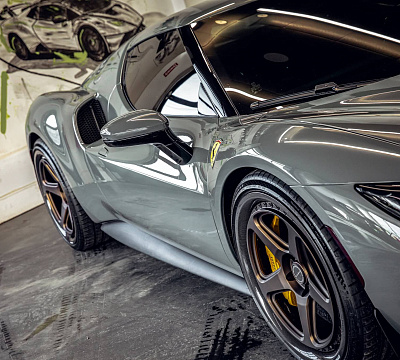 Фото дисков Brixton Forged TR05 на Ferrari 296