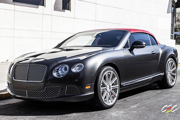 Фото дисков CEC C25 Глянцевый лак на Bentley Continental GT II