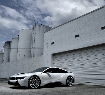 Фото дисков Savini SV62 на BMW i8