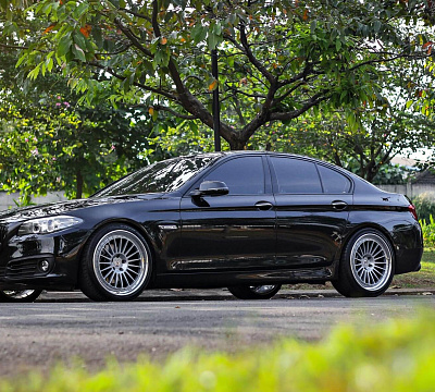 Фото дисков HRE 309 на BMW 5/M5 (F10)