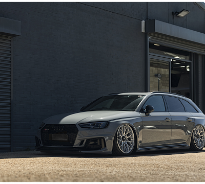 Фото дисков Rotiform SGN на Audi A/S/RS 4 (B9)