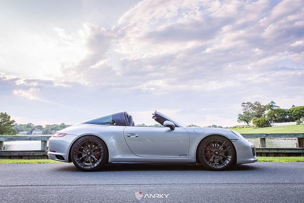 Фото дисков Anrky S2-X5 Глянцевый темный лак на Porsche 911 VII