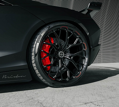 Фото дисков Brixton Forged PF13 R / RS на Lamborghini Revuelto