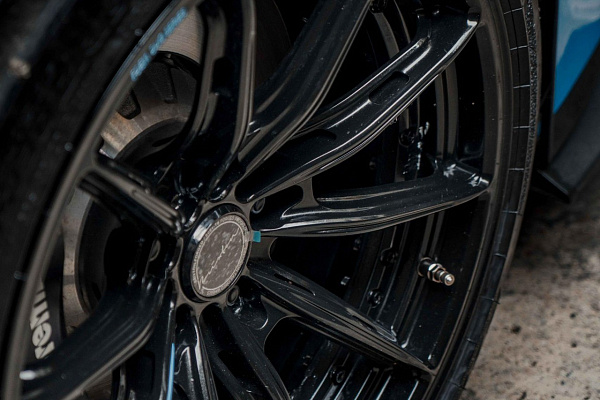 Фото дисков Brixton Forged FDE11 Черный глянец на Ford Mustang VII