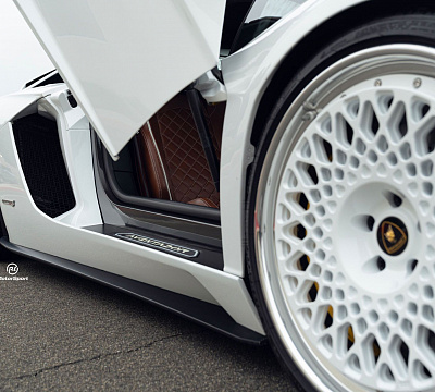 Фото дисков 1886 Wheels S009 на Lamborghini Aventador