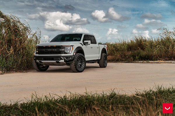 Фото дисков Vossen HFX-1 (6-Lug) Сатиновый графит на Ford F-150 XIV