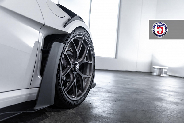 Фото дисков HRE R101 Lightweight Сатиновый темный лак на Porsche 911 VIII