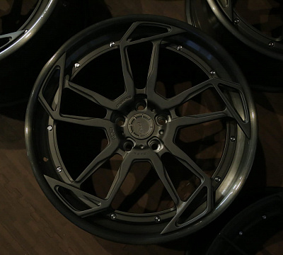 ADV.1 ADV5.3 Track Spec CS