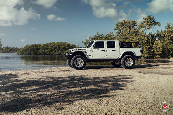 Фото дисков Vossen LCX-01 Глянцевый лак на Jeep Gladiator II (JT)