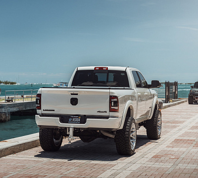 Фото дисков Vossen VFX-03 на Ram 1500 V