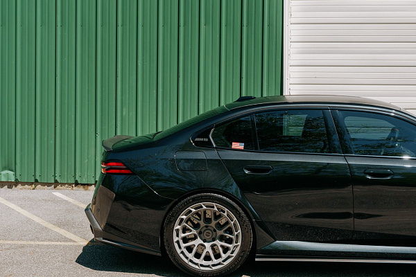 Фото дисков Brixton Forged TR08 AERO1 Другой цвет на BMW 5/M5 (G60/G90)