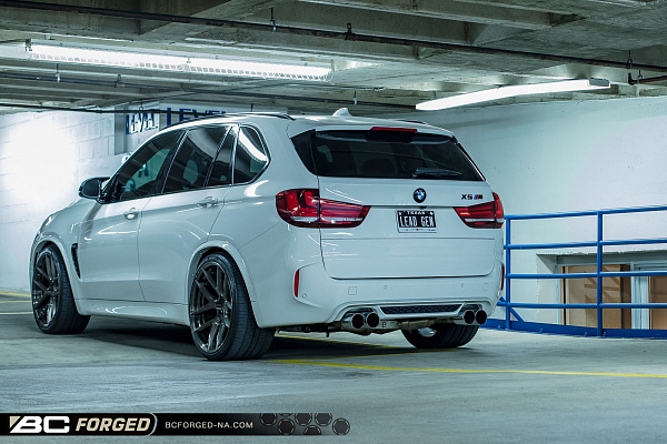 Фото дисков BC Forged HCS02 Глянцевый темный лак на BMW X5/X5 M (F15/F85)