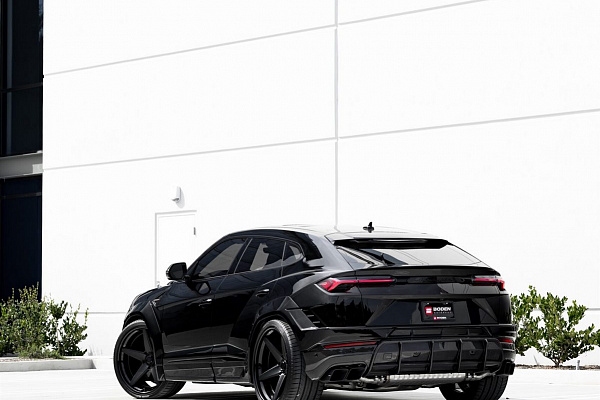 Фото дисков Anrky RS5.3 Черный сатин на Lamborghini Urus