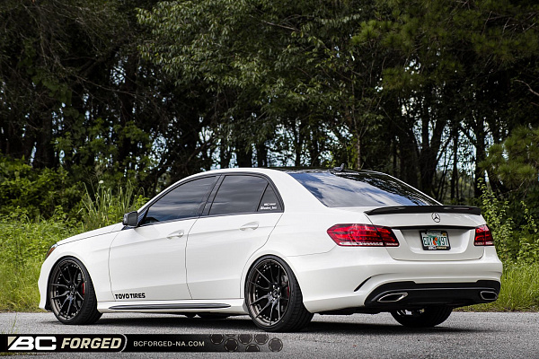 Фото дисков BC Forged HCA162 Черный глянец на Mercedes-Benz E-Class (W212, S212, C207)