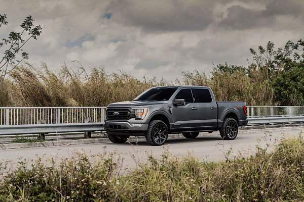 Фото дисков 4PLAY 4P06  на Ford F-150 XIV