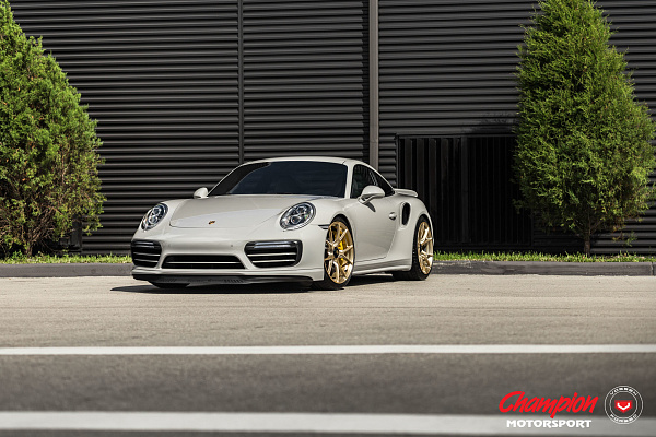 Фото дисков Vossen RS74 Глянцевое золото на Porsche 911 VII