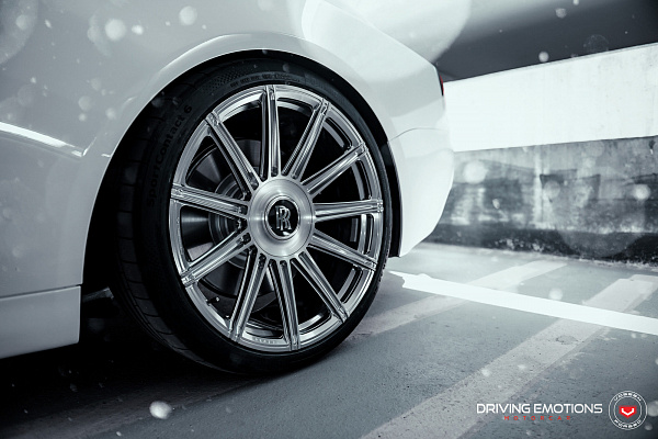 Фото дисков Vossen S17-12 Глянцевый тонированный лак на Rolls-Royce Wraith