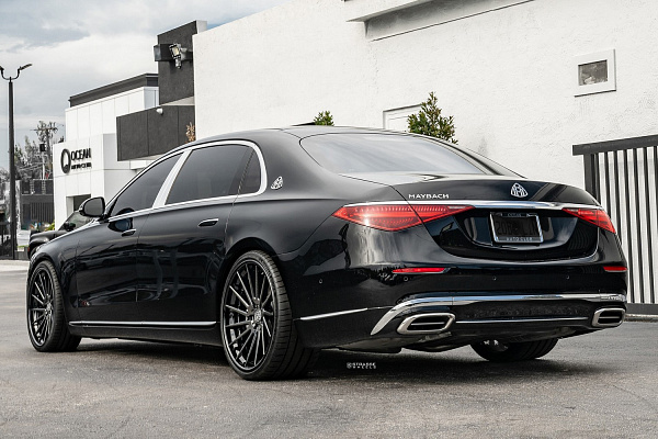 Фото дисков Strasse Wheels SV15T Deep Concave FS Другой цвет на Mercedes-Benz S-Class (W223)