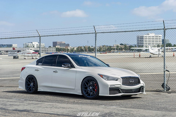 Фото дисков HRE FF01 Синий сатин на Infiniti Q50