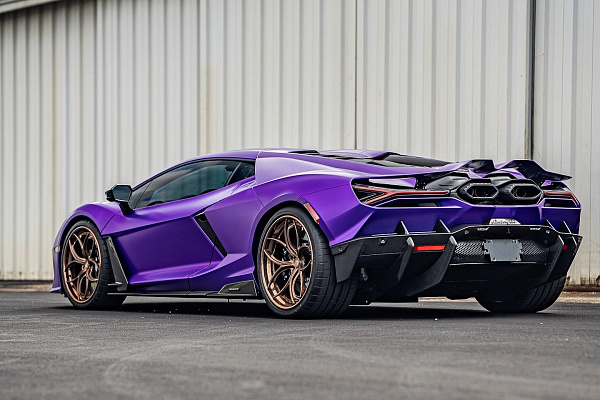 Фото дисков Anrky S3-X0 Глянцевая бронза на Lamborghini Revuelto
