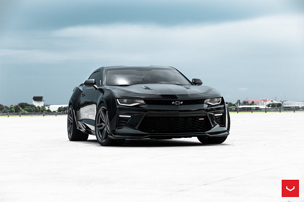 Фото дисков Vossen HF-1 Сатиновый графит на Chevrolet Camaro VI