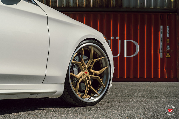 Фото дисков Vossen EVO-3 (3-Piece) Сатиновое золото на Mercedes-Benz S-Class (W222, C217)