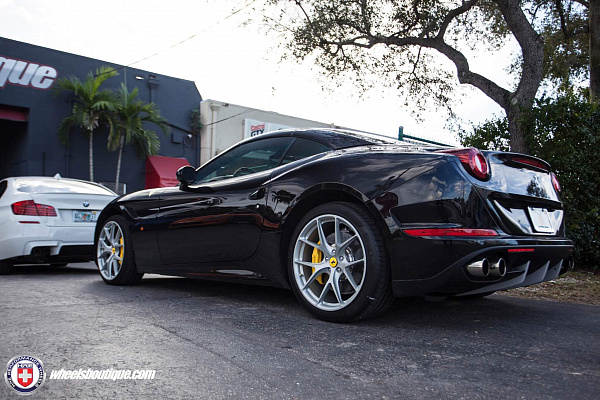 Фото дисков HRE P101 Серебро на Ferrari California